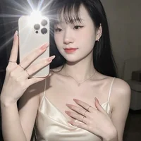 holee-laura 的个人资料图片