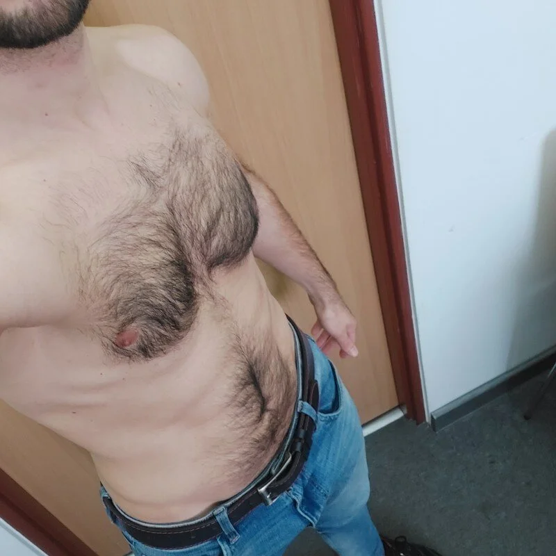 hairymen89 profile photo