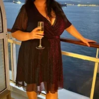 BustyBellaUK_42 Φωτ, Προφίλ