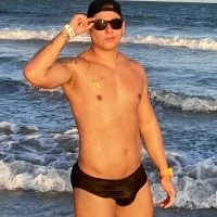 alexanderenrique1989's Profile Pic