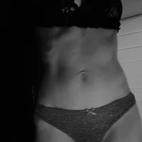 Ninamourxxx webcam