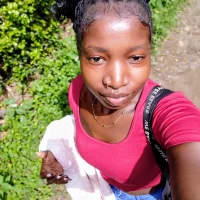 queenbee101's Avatar Pic