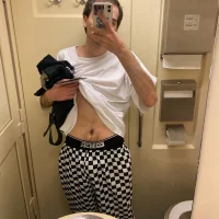 Maxvells's Profile Pic