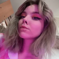 Izzy_Monny's Avatar Photo