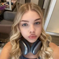 Alice1_secret's Profile Pic