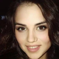 EmmaRosebud's Profile Pic