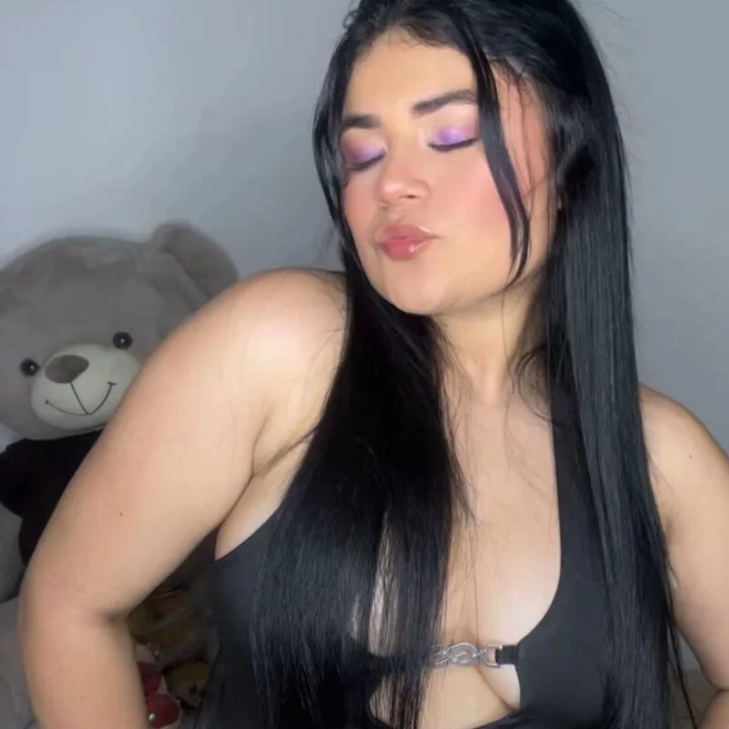 ROMINA_292 profile photo
