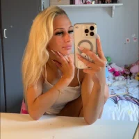 Leah2007's Profile Pic
