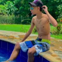 Deivjoness's Profile Pic