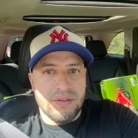 Javi-227799's Profile Pic