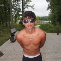 Leonarrrd_01のアバター写真