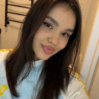 Essteei's Profile Pic