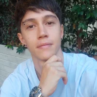 Noa_Evans's Profile Pic