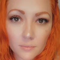 lizzzieee's Profile Pic