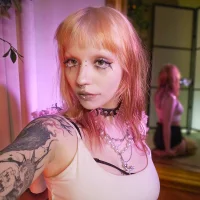 EffieRay's Avatar Pic
