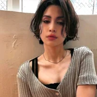 รูปโปรไฟล์ของ pretty00stranger