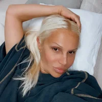 DeborahXPorn Adlı Modelin Avatarı