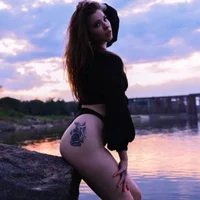 Katebby: изображение аватарки