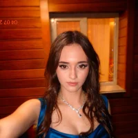 Emilia_R1y