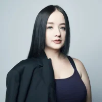 LaraBenson_ 頭像圖片