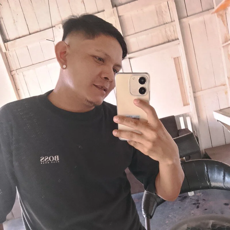 salez30 profile photo