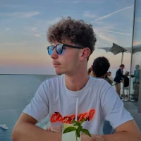 youngleny's Avatar Pic
