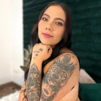 EmyRossie's Profile Pic