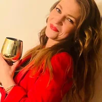 Katsplay's Profile Pic