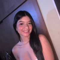 nini_96's Profile Pic