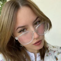 QuennaFears's Profile Pic