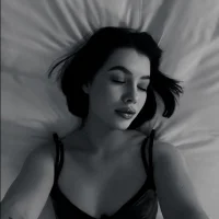 Anne-Moon's Profile Pic