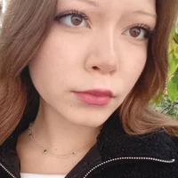 ElwynaBuoy's Avatar Pic