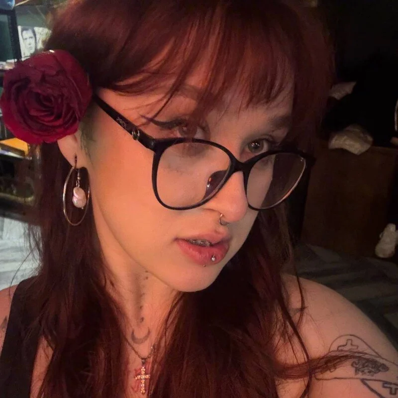 Lovelobotomy profile photo
