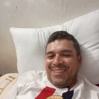 derrocho's Profile Pic