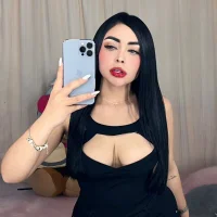 Ivony_ch's Profile Pic