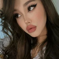 รูปโปรไฟล์ของ Crystal_Charmy