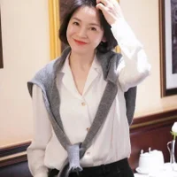 RoseRosely's Profile Pic