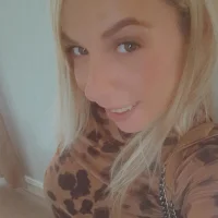 SweetyNinaOff1's Avatar Pic