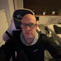 Dipoman's Profile Pic