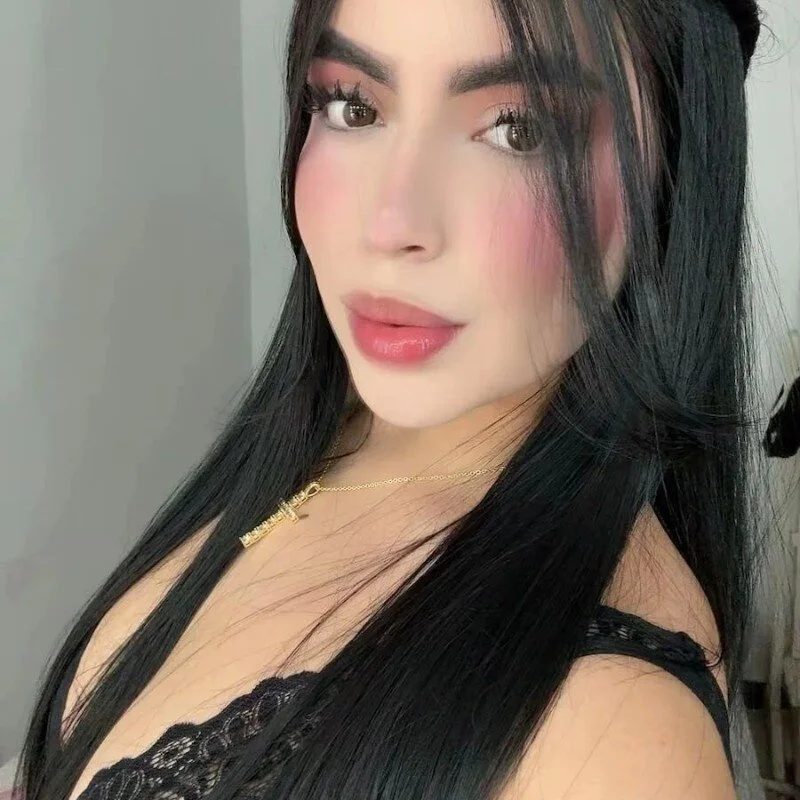 perla_cm Stripchat profile image