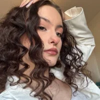 LaraeRodeigues' Avatar Pic