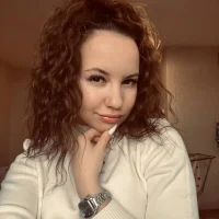 LucettaAmond Φωτ, Προφίλ