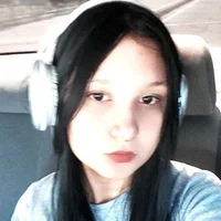 EllaPeony Adlı Modelin Avatarı