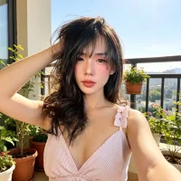 Hugecummerakira 头像图片