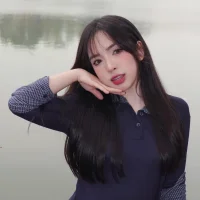 LinhLinh__'s Profile Pic