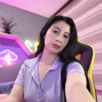 alexa_albb's Profile Pic