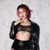 Gambar Avatar MiaKarlos