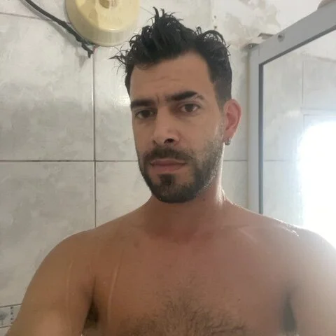 Elcoloso327 profile photo