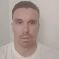 Beezy100's Profile Pic