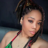 Prettygemini38's Profile Pic